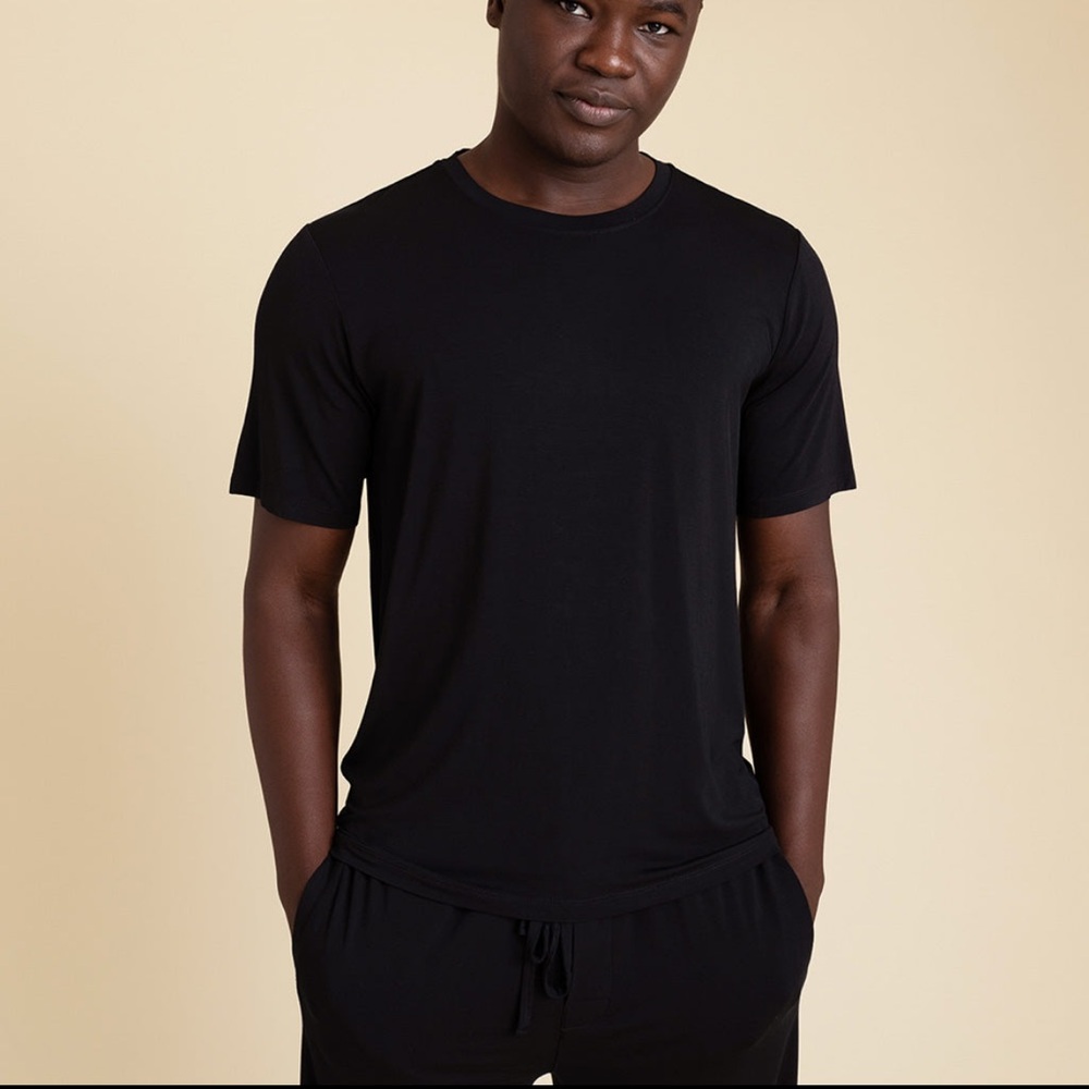 Men’s Posh Peanut Tee Size L NWT